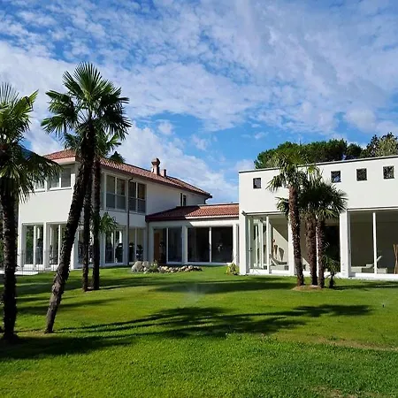Delta Hotel