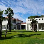 Delta Hotel